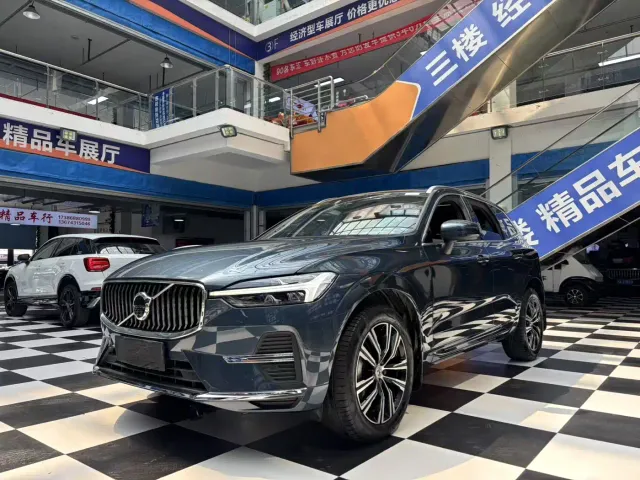 Фотография автомобиля — Volvo XC60