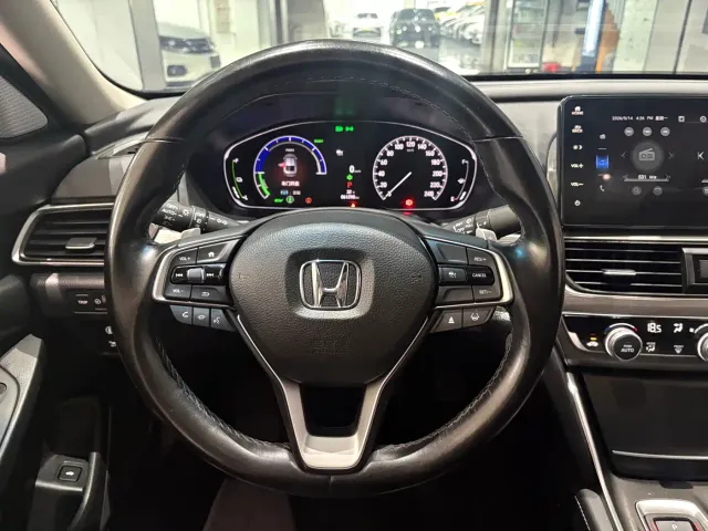 Honda Accord — Фото автомобиля 7