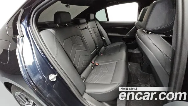 BMW 5-Series — Фото автомобиля 8