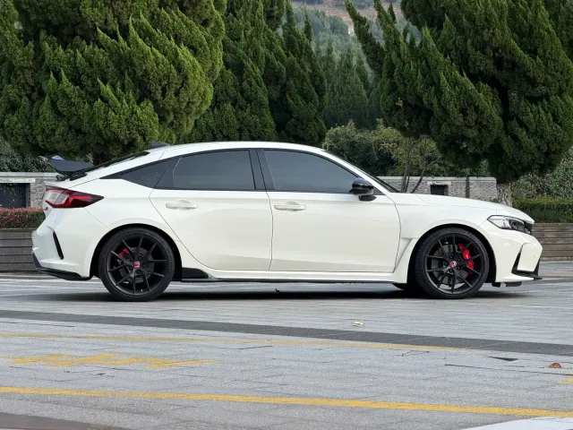 Honda Civic — Фото автомобиля 4