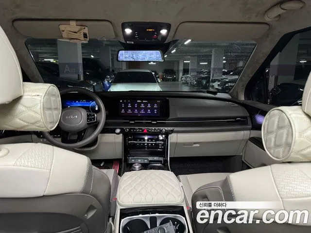 Kia Carnival Generation 4 — Фото автомобиля 15