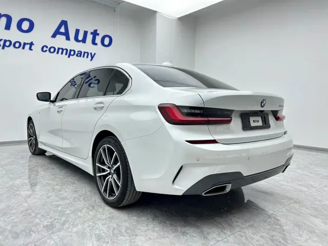 BMW 3 Series — Фото автомобиля 3