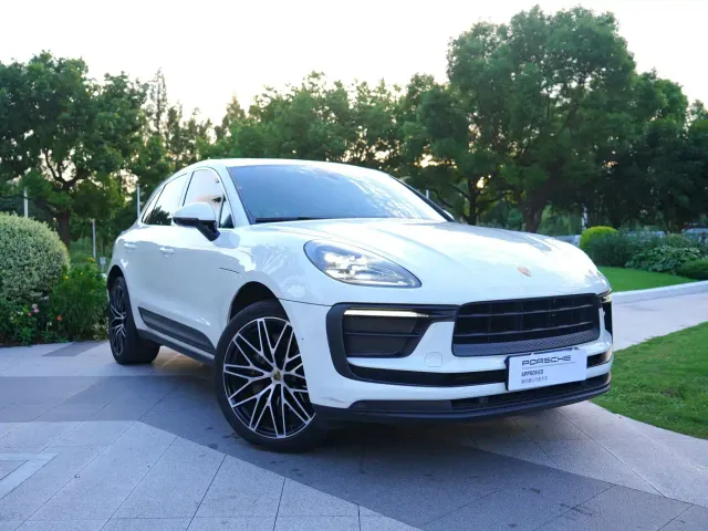 Porsche Macan — Фото автомобиля 16