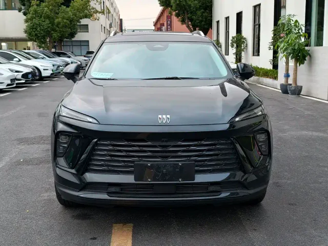 Фотография автомобиля — Buick Envision Plus