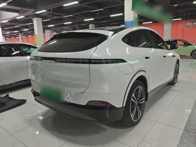 Xpeng G6 — Фото автомобиля 6