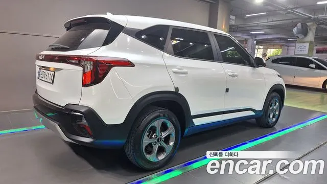 Kia Seltos New — Фото автомобиля 7