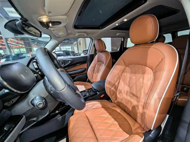 MINI Clubman — Фото автомобиля 14