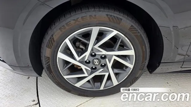 Hyundai Grandeur GN7 — Фото автомобиля 5