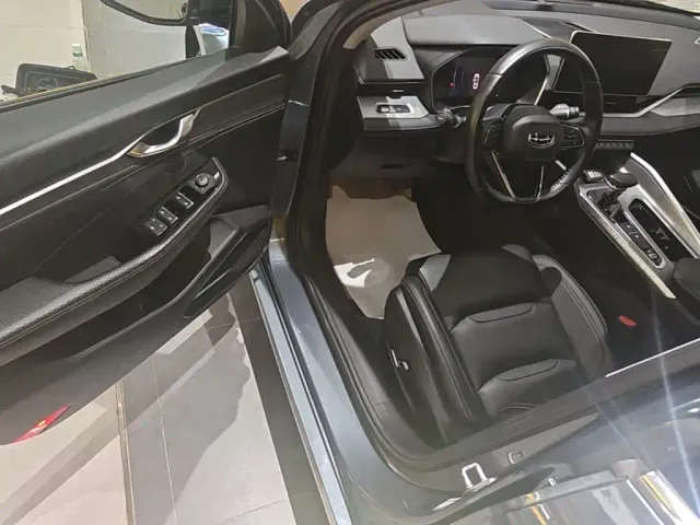 Geely Xingrui — Фото автомобиля 15
