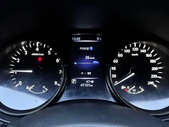 Nissan X-Trail — Фото автомобиля 24
