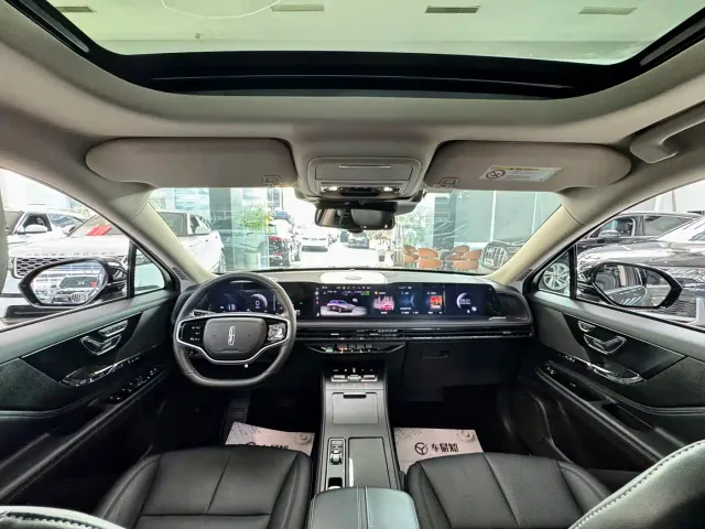 Lincoln Corsair — Фото автомобиля 7