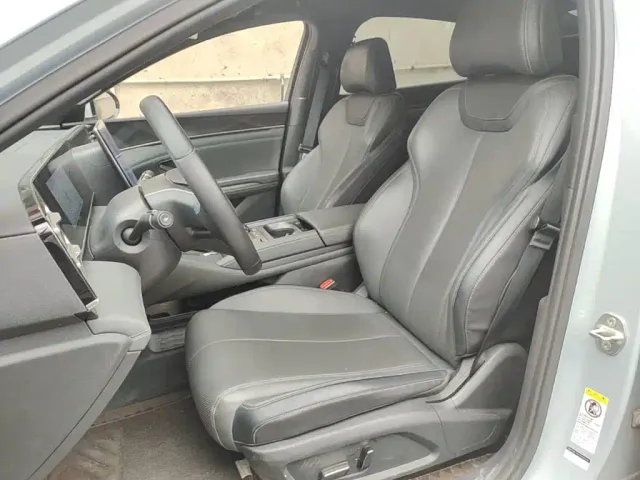 BYD Qin L — Фото автомобиля 14