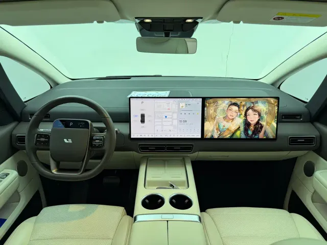 Li Auto Li Auto MEGA 2024 Ultra — Фото автомобиля 12
