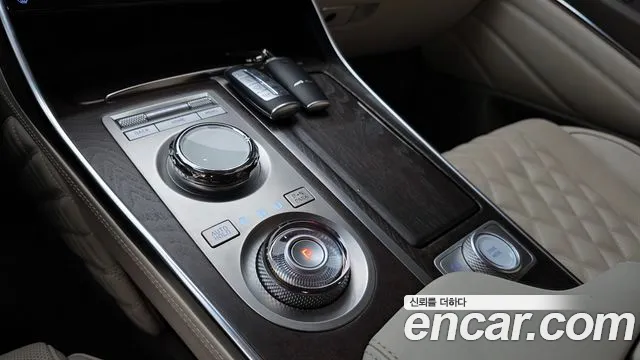 Genesis GV80 — Фото автомобиля 12