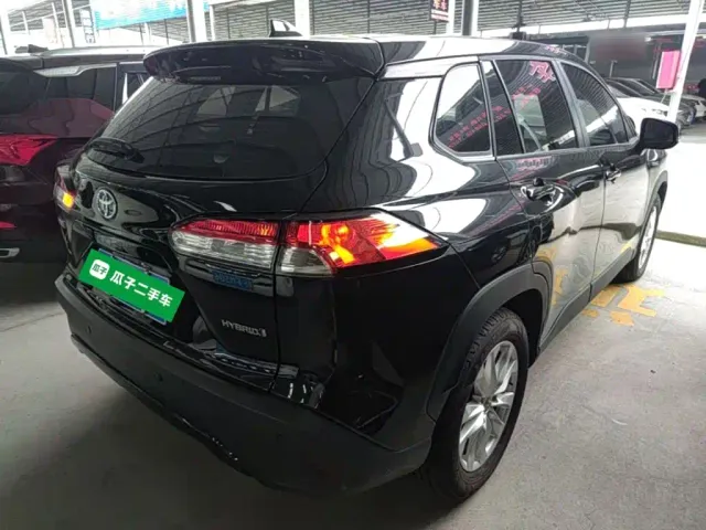 Toyota Corolla Cross — Фото автомобиля 6