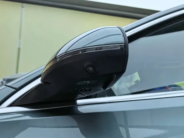 Mercedes-Benz C-Class — Фото автомобиля 30