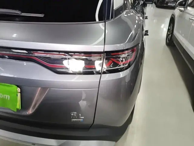 BYD Song L DM-i — Фото автомобиля 7