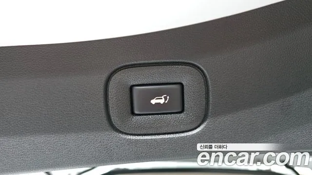 Renault-KoreaSamsung QM6 Новый QM6 2.0 GDe Première 2WD — Фото автомобиля 8