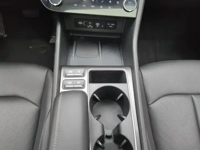 Hyundai Sonata — Фото автомобиля 16
