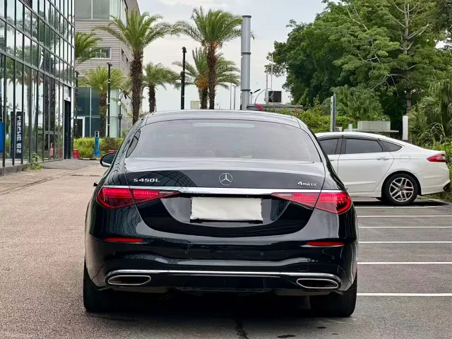 Mercedes-Benz S-Class — Фото автомобиля 13