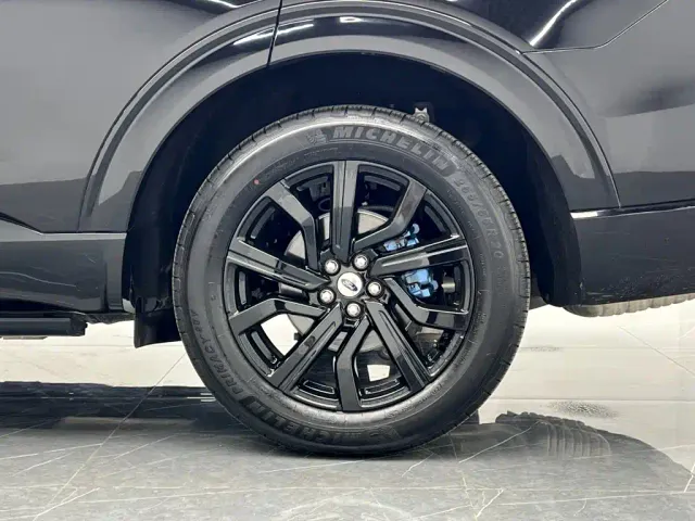 Ford Explorer — Фото автомобиля 27