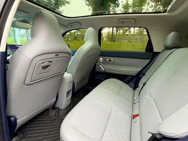 Leapmotor A10 — Фото автомобиля 4