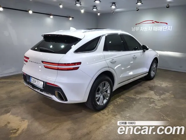 Genesis GV70 2.5T Бензин 2WD — Фото автомобиля 4
