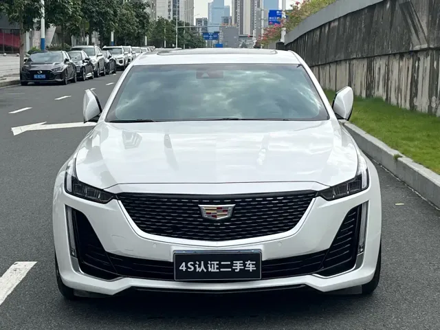 Cadillac CT5 — Фото автомобиля 3
