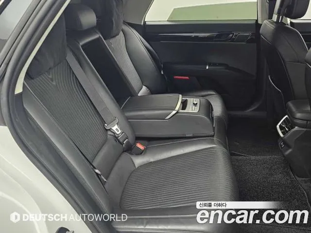 Hyundai Grandeur GN7 — Фото автомобиля 17