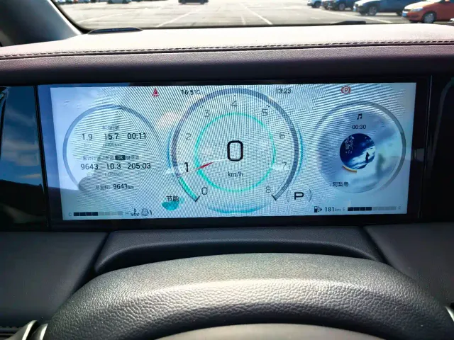 GAC Trumpchi M8 — Фото автомобиля 18
