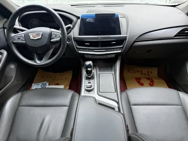 Cadillac CT5 — Фото автомобиля 4