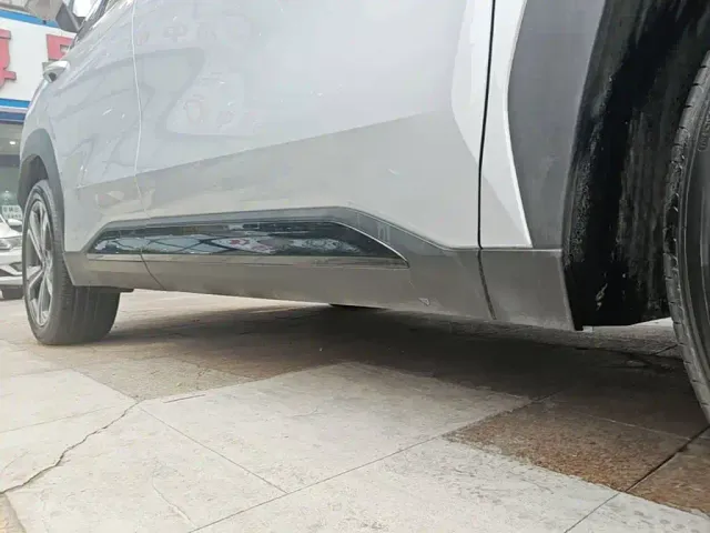 Geely Boyue L — Фото автомобиля 20