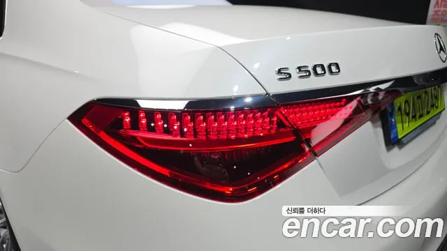 Mercedes-Benz S-Class — Фото автомобиля 21
