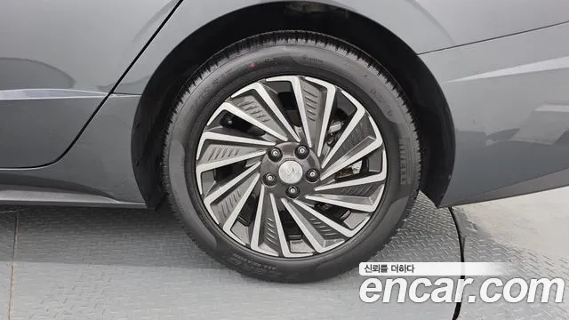 Hyundai Sonata — Фото автомобиля 20