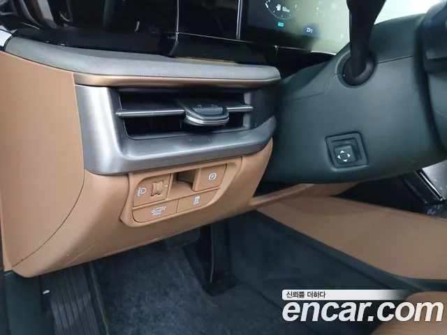 Hyundai Grandeur GN7 — Фото автомобиля 27