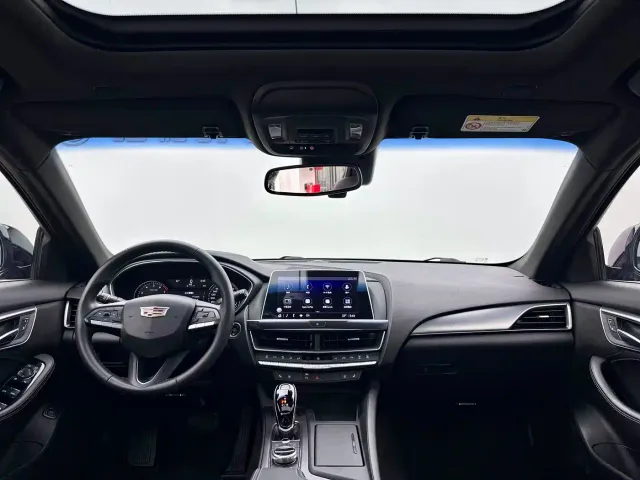 Cadillac CT5 — Фото автомобиля 10