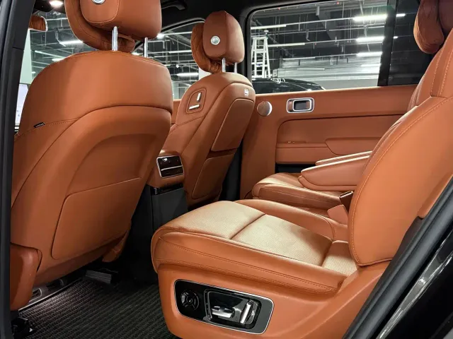 Li Auto L9 — Фото автомобиля 14