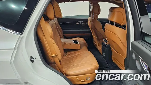 Genesis GV80 — Фото автомобиля 16