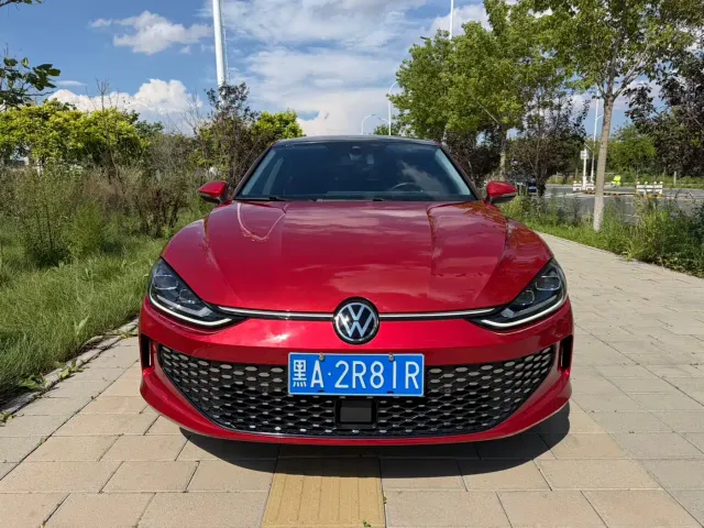 Volkswagen Lamando — Фото автомобиля 2