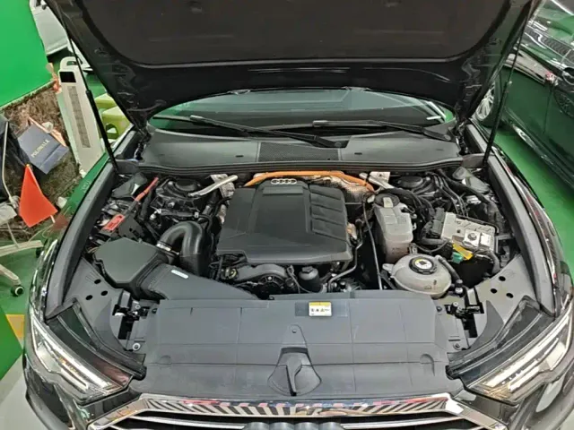 Audi A6L — Фото автомобиля 19