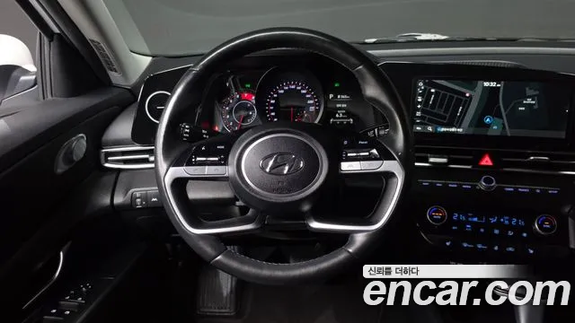 Hyundai AVANTE Avante (CN7) — Фото автомобиля 13