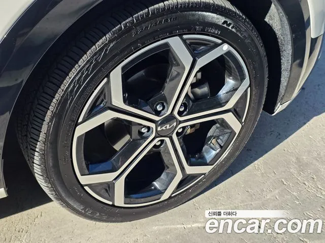 Kia Niro The All New — Фото автомобиля 19