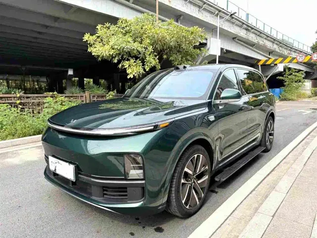Фотография автомобиля — Li Auto L9