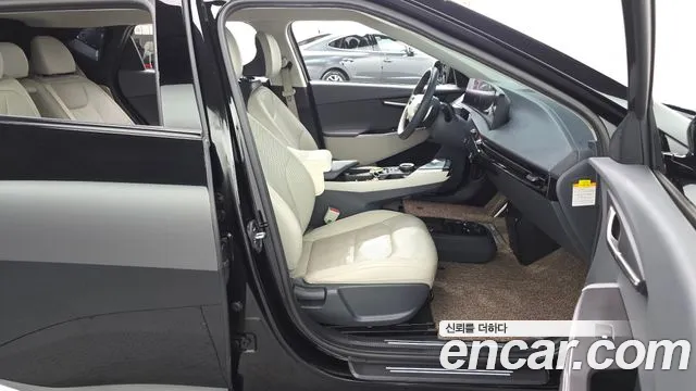 Kia EV6 — Фото автомобиля 16