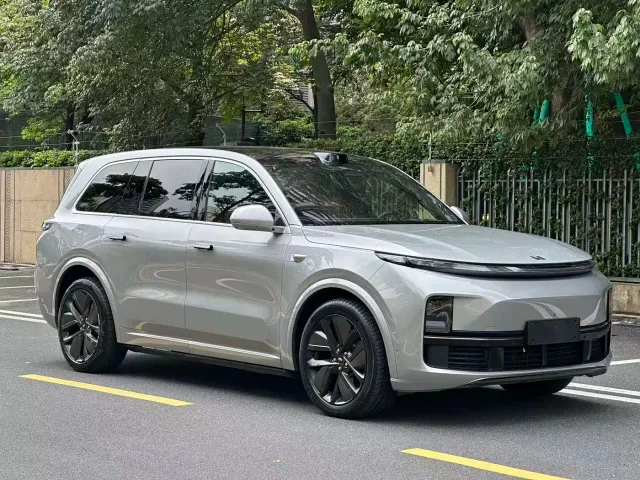 Фотография автомобиля — Li Auto L9