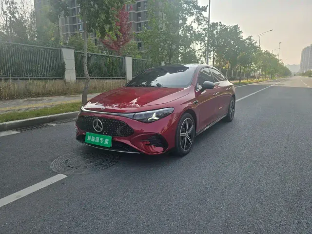 Фотография автомобиля — Mercedes-Benz CLA-Class