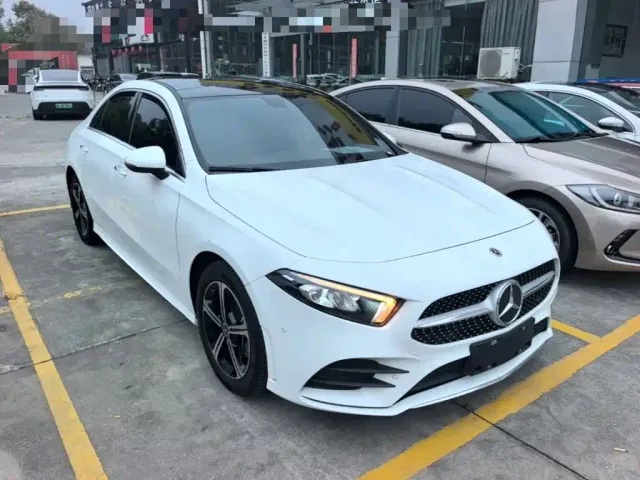 Mercedes-Benz A-Class — Фото автомобиля 3