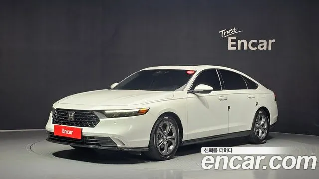 Фотография автомобиля — Honda Accord 11th Gen