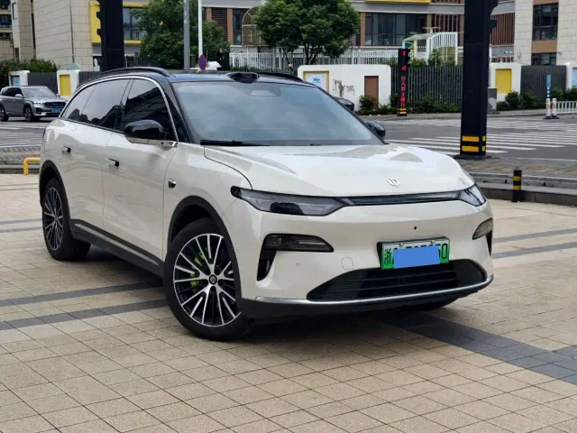 Leapmotor C11 — Фото автомобиля 3