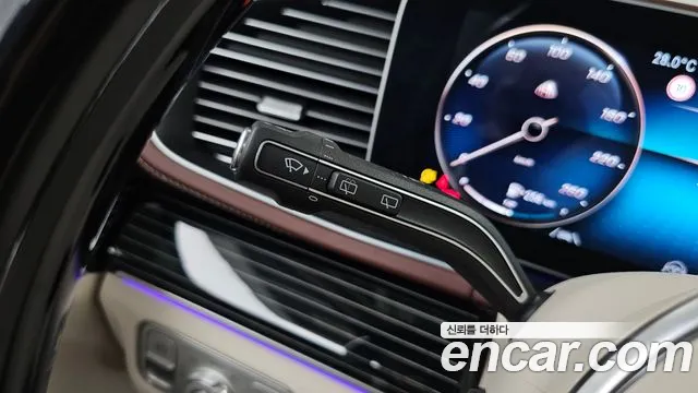 Mercedes-Benz GLS-Class — Фото автомобиля 30